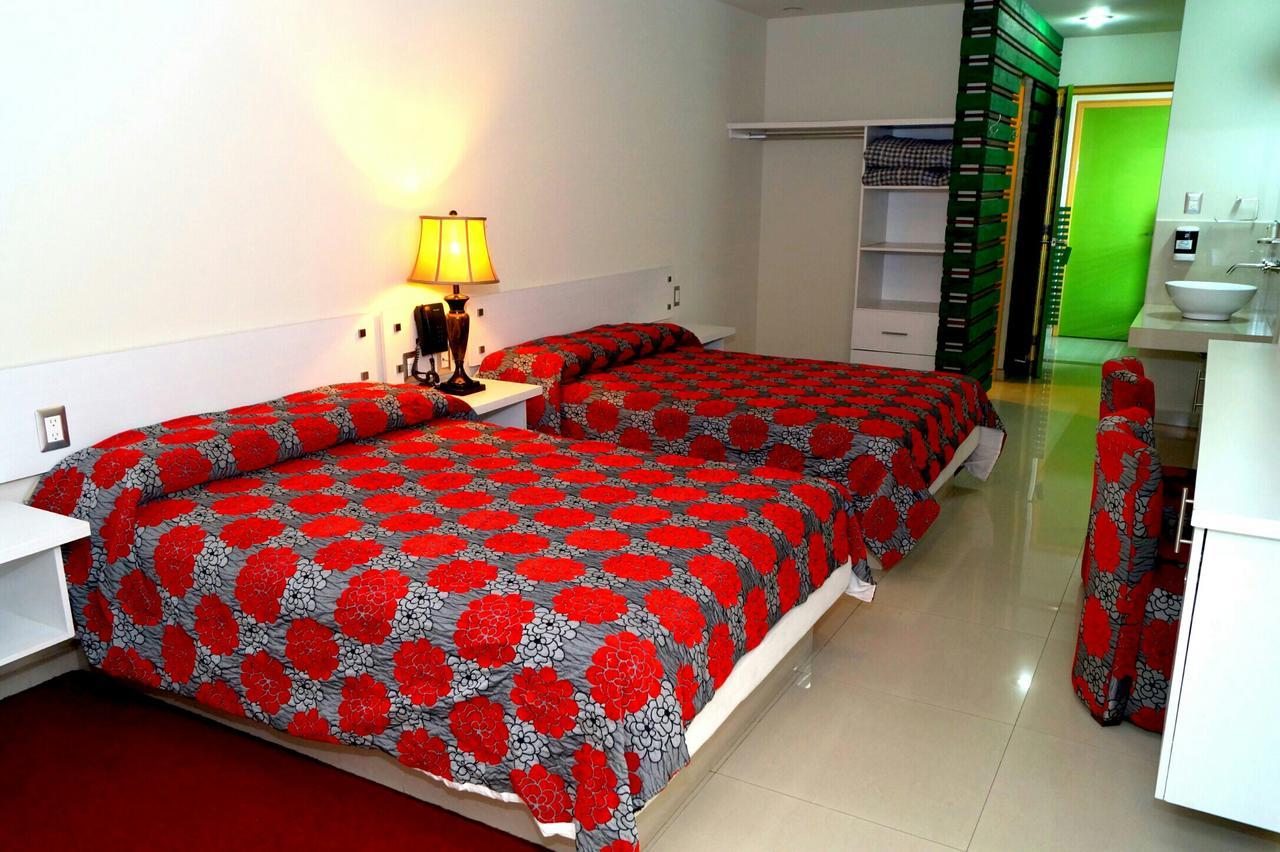 Palacio Rojo Hotel Familiar Морелия Екстериор снимка