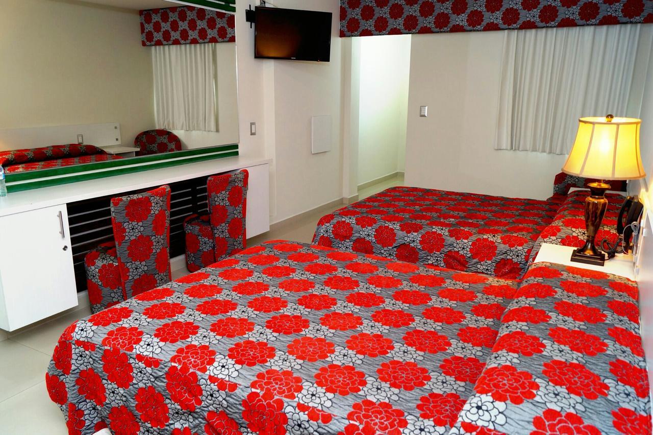 Palacio Rojo Hotel Familiar Морелия Екстериор снимка